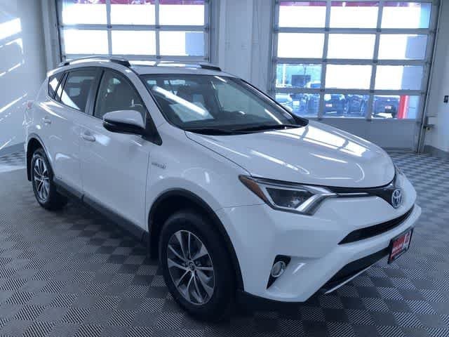 Thumbnail: 2016 Toyota RAV4 - 36