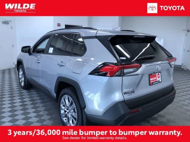 2025 Toyota RAV4 XLE Premium photo 3