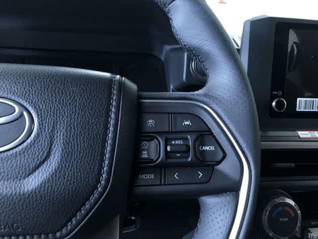 Thumbnail: 2025 Toyota 4Runner - 18