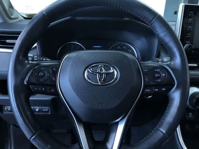 Thumbnail: 2020 Toyota RAV4 - 24
