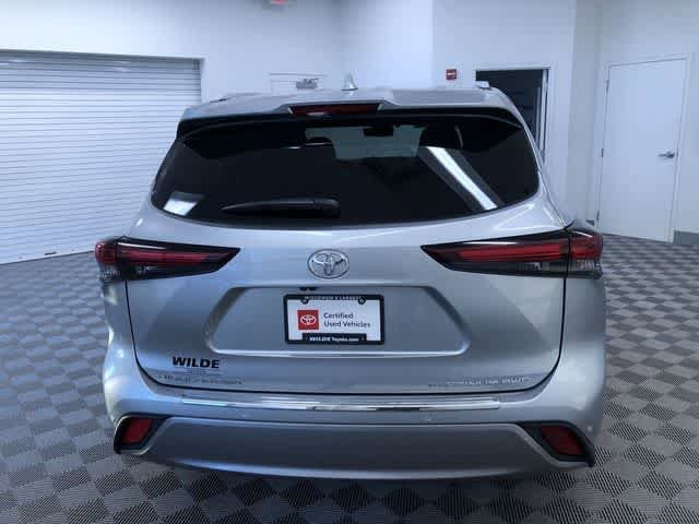 Thumbnail: 2024 Toyota Highlander - 13