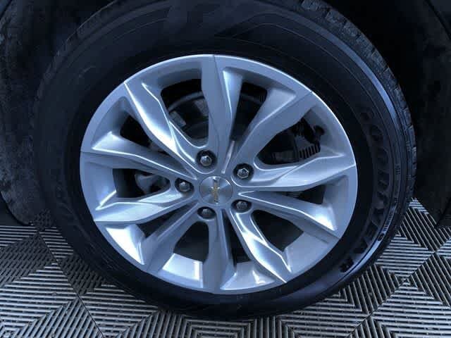 Thumbnail: 2024 Chevrolet Malibu - 9