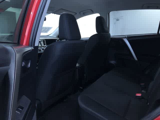 Thumbnail: 2015 Toyota RAV4 - 20