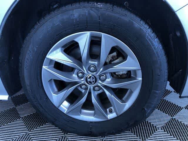 Thumbnail: 2025 Toyota Sienna - 17