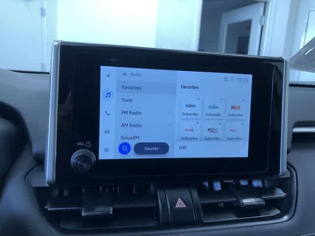 Thumbnail: 2024 Toyota RAV4 - 28