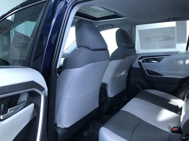 Thumbnail: 2025 Toyota RAV4 - 19