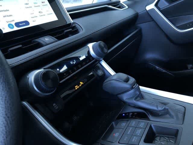 Thumbnail: 2025 Toyota RAV4 - 29