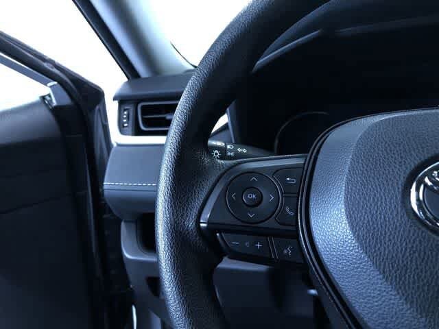 Thumbnail: 2025 Toyota RAV4 - 25