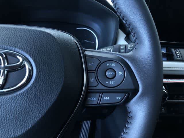 Thumbnail: 2025 Toyota RAV4 - 29