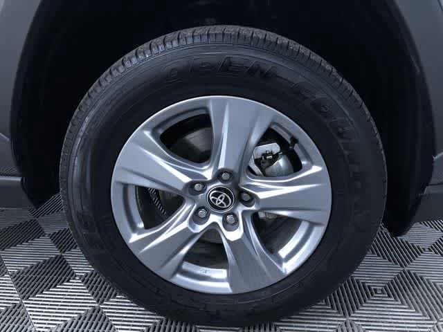 Thumbnail: 2025 Toyota RAV4 - 16