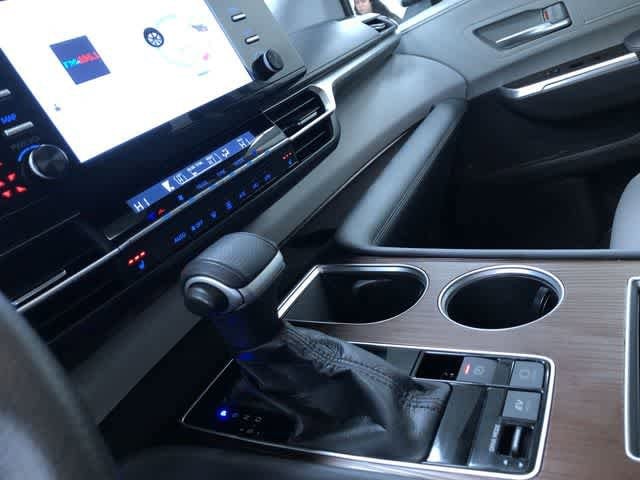 Thumbnail: 2021 Toyota Sienna - 30