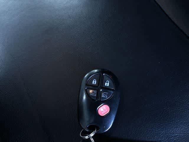 Thumbnail: 2013 Toyota Highlander - 24