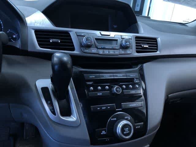Thumbnail: 2013 Honda Odyssey - 26