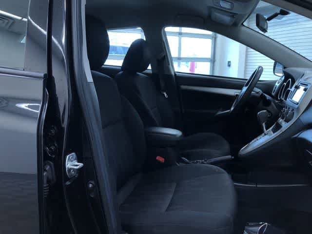 Thumbnail: 2013 Toyota Matrix - 21