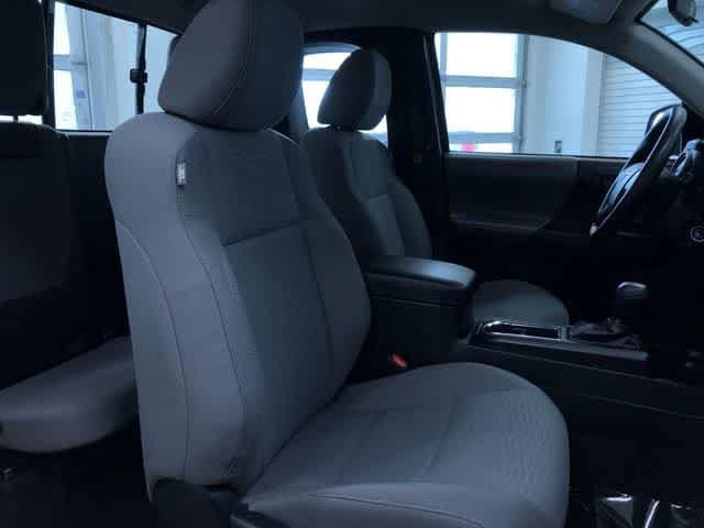 Thumbnail: 2017 Toyota Tacoma - 15