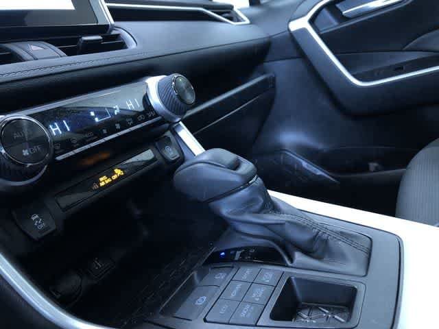 Thumbnail: 2025 Toyota RAV4 - 29