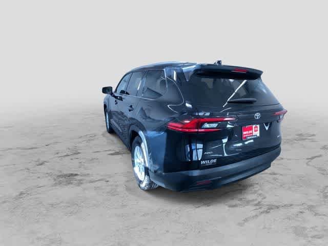 Thumbnail: 2025 Toyota Grand Highlander - 8