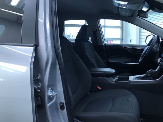 Thumbnail: 2025 Toyota RAV4 - 22