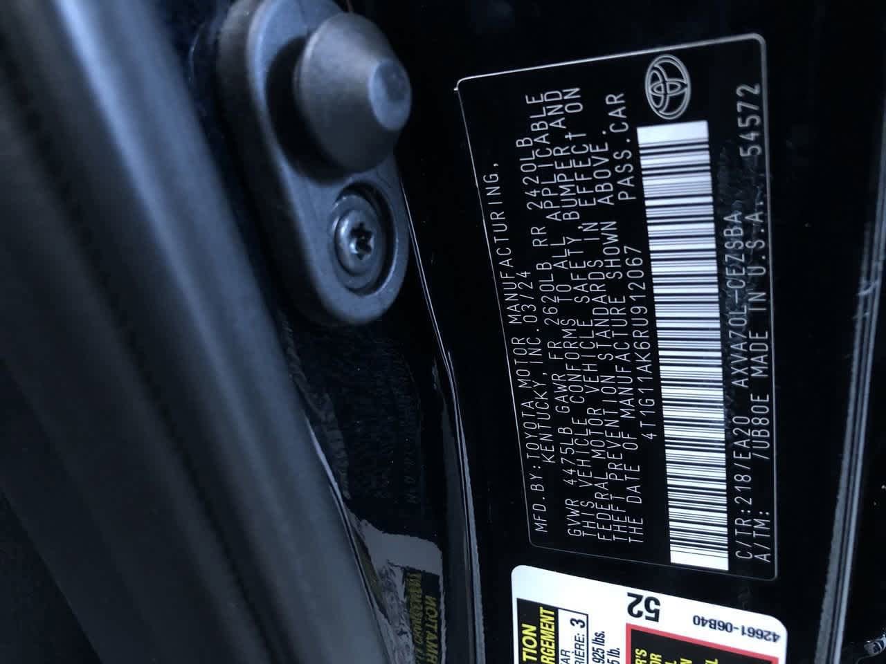 2024 Toyota Camry SE 37