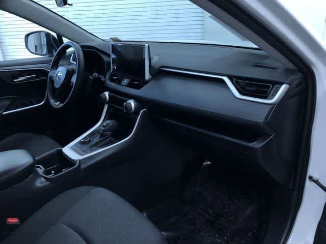 Thumbnail: 2025 Toyota RAV4 - 24