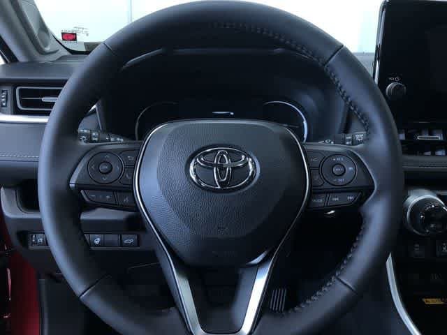 Thumbnail: 2025 Toyota RAV4 - 16