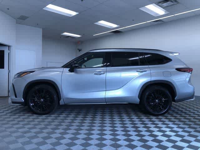 Thumbnail: 2025 Toyota Highlander - 14