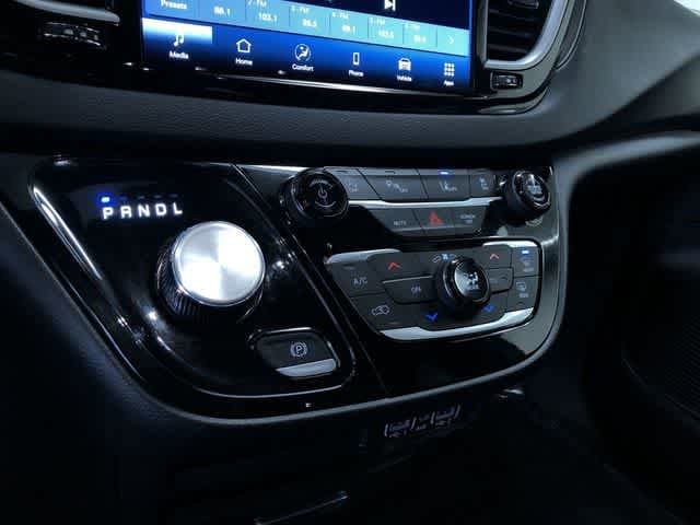 Thumbnail: 2025 Chrysler Pacifica - 30