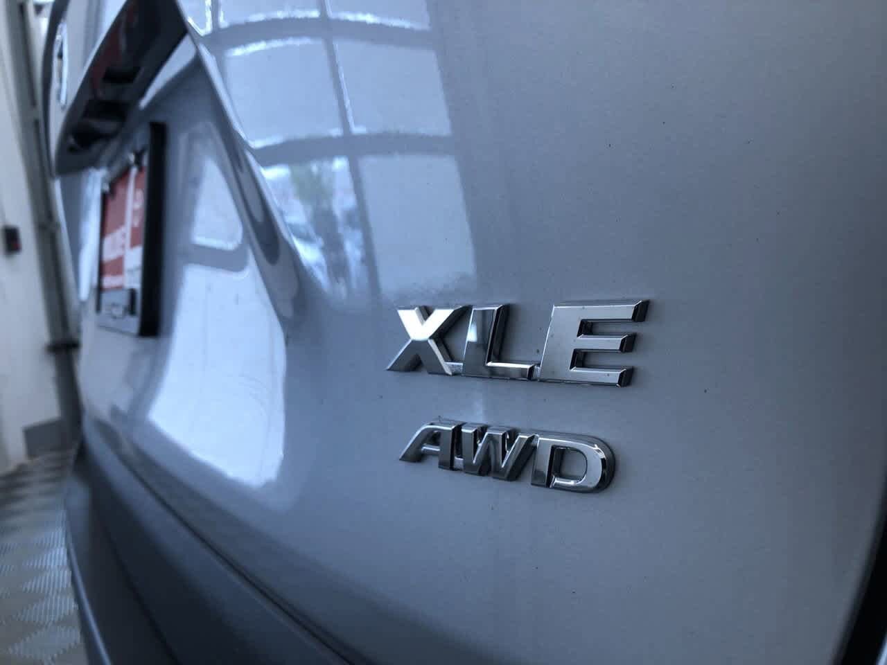 2024 Toyota RAV4 XLE 14