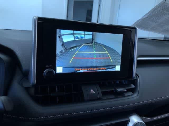 2025 Toyota RAV4 LE - Photo 27