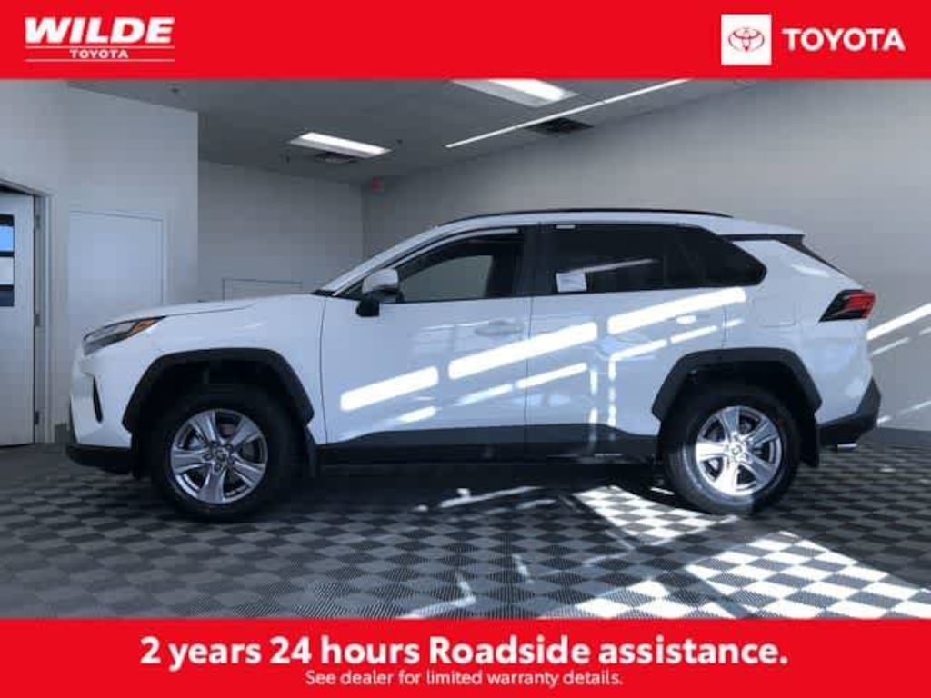 New 2025 Toyota RAV4 XLE XLE AWD SUV