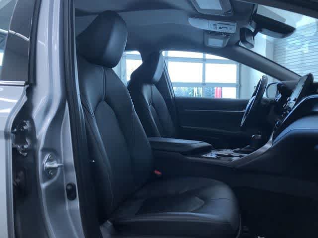 Thumbnail: 2022 Toyota Camry - 14