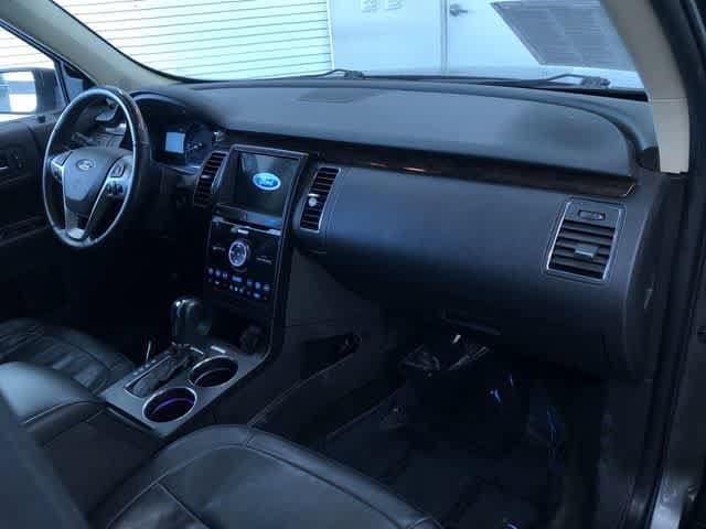 Thumbnail: 2019 Ford Flex - 24