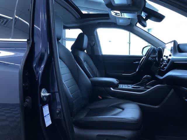 Thumbnail: 2021 Toyota Highlander - 22