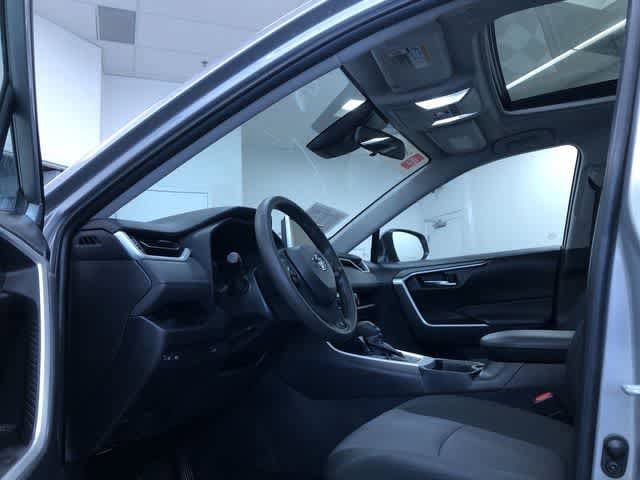 Thumbnail: 2025 Toyota RAV4 - 10