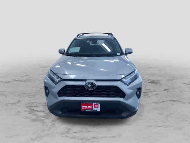 Thumbnail: 2022 Toyota RAV4 - 4