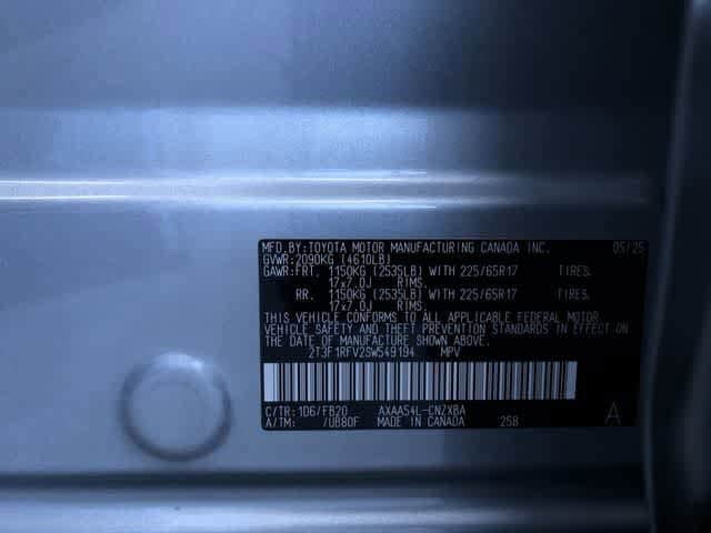 Thumbnail: 2025 Toyota RAV4 - 33