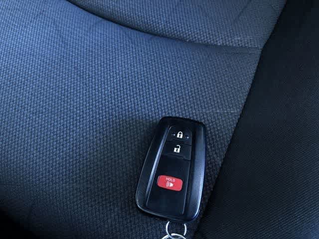 Thumbnail: 2025 Toyota RAV4 - 33