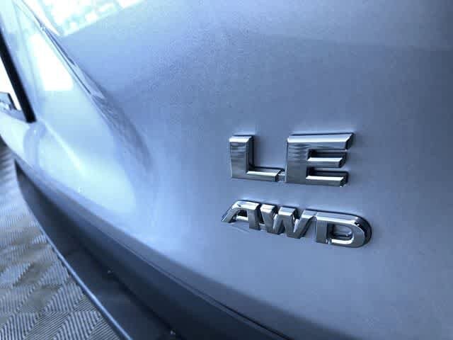 Thumbnail: 2025 Toyota RAV4 - 15