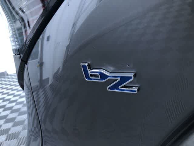 2026 Toyota bZ XLE - Photo 15