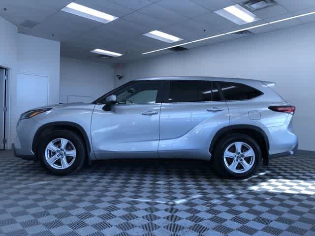 Thumbnail: 2024 Toyota Highlander - 13