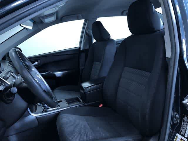 Thumbnail: 2017 Toyota Camry - 18