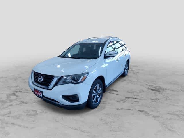 Thumbnail: 2017 Nissan Pathfinder - 6