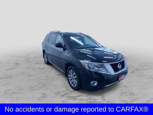 Thumbnail: 2015 Nissan Pathfinder - 3