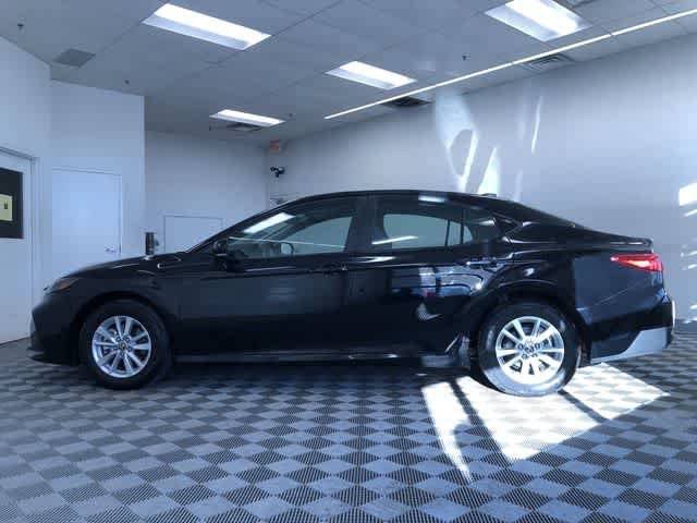 Thumbnail: 2025 Toyota Camry - 11