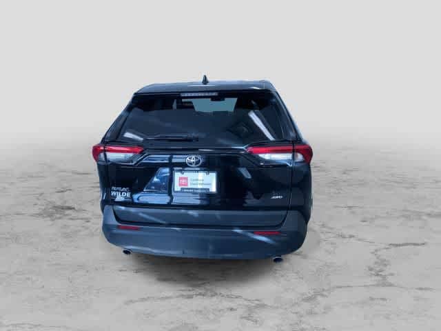 Thumbnail: 2025 Toyota RAV4 - 8