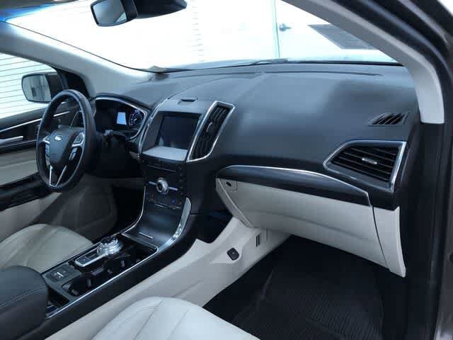 Thumbnail: 2019 Ford Edge - 24