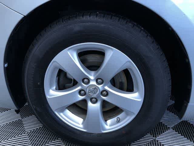 Thumbnail: 2011 Toyota Sienna - 17