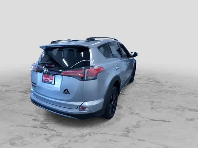 Thumbnail: 2018 Toyota RAV4 - 12