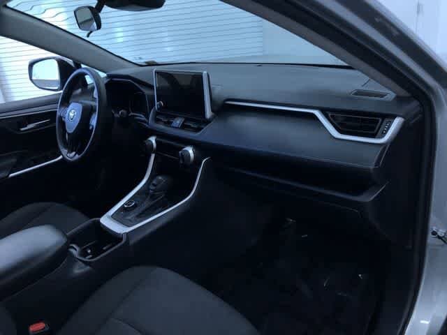 Thumbnail: 2025 Toyota RAV4 - 24