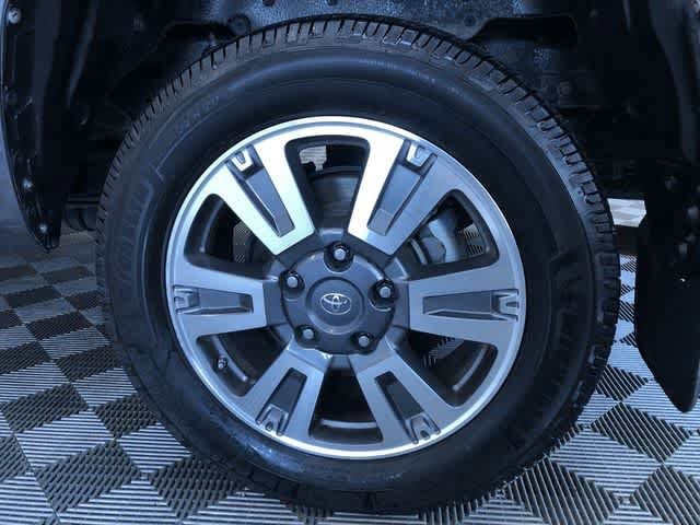 Thumbnail: 2019 Toyota Tundra - 11